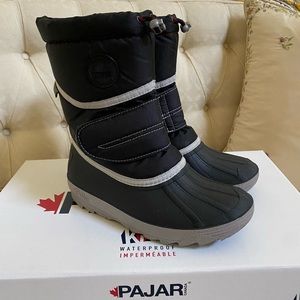 Pajar Milo kids Boots size 4Y